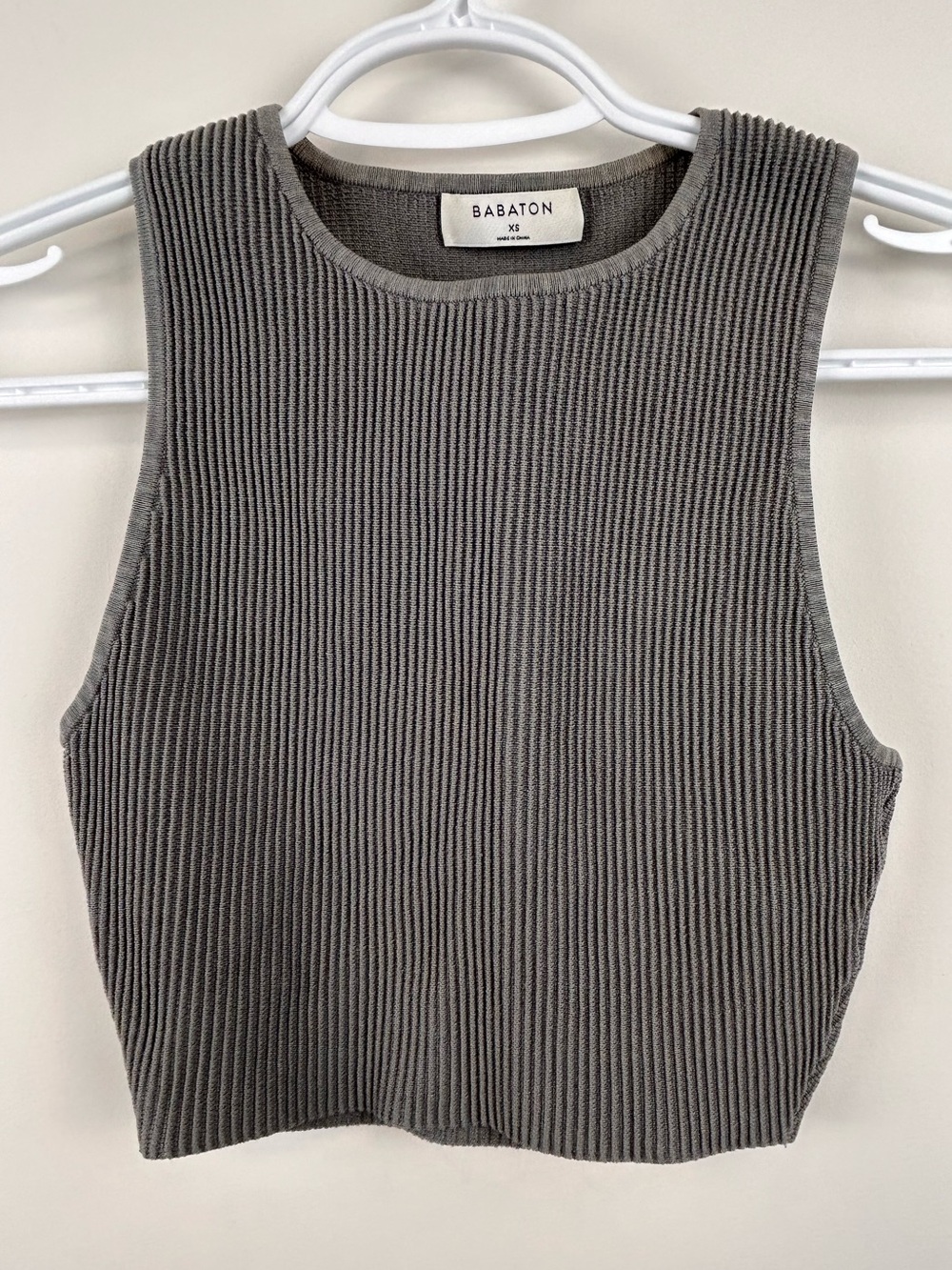 Aritzia Babaton Ribbed Knit Crop Tank Top XS Charcoal Sleeveless Fitted